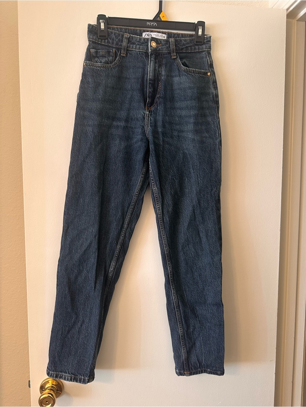 Zara Men’s Dark Indigo Relaxed Jeans